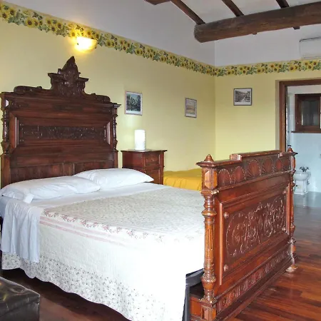 Locazione Turistica Podere Caldaruccio Сasa de vacaciones *